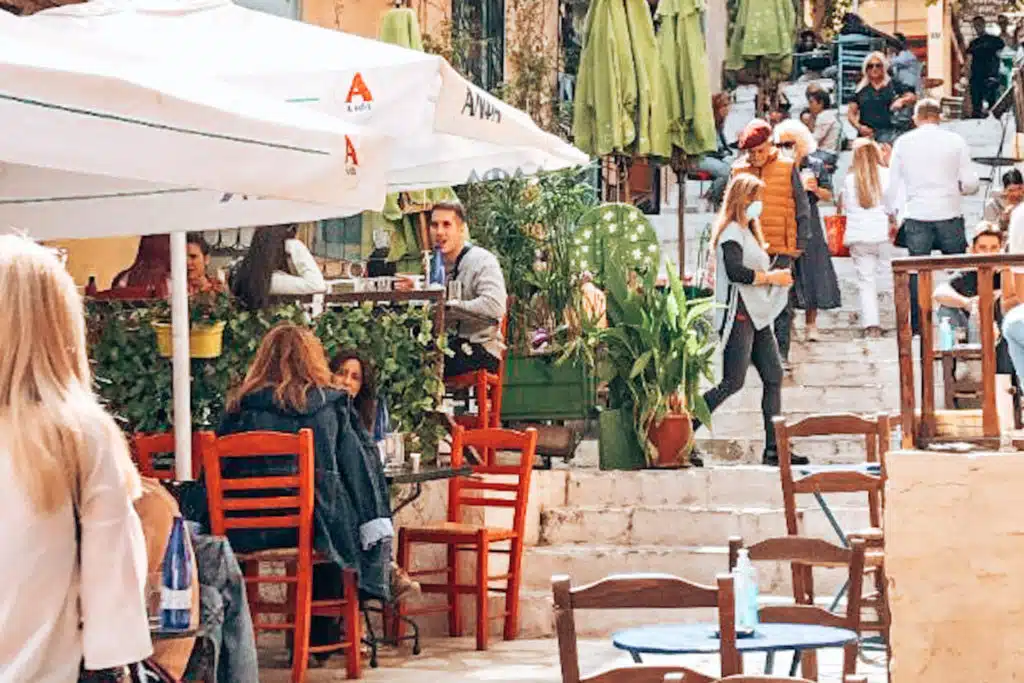 Restaurants in Plaka, Athens - the perfect extension of your Cyclades island hopping trip